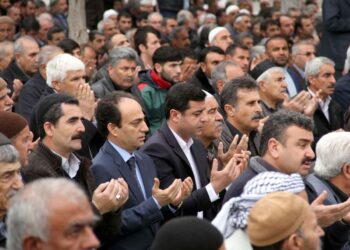 Inte ens sin tro får kurderna ha ifred