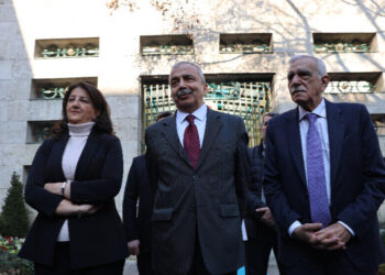 DEM-partiets İmralı-delegation kommer att träffa Öcalan imorgon